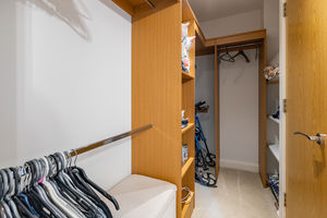 Built in wardrobe- click for photo gallery